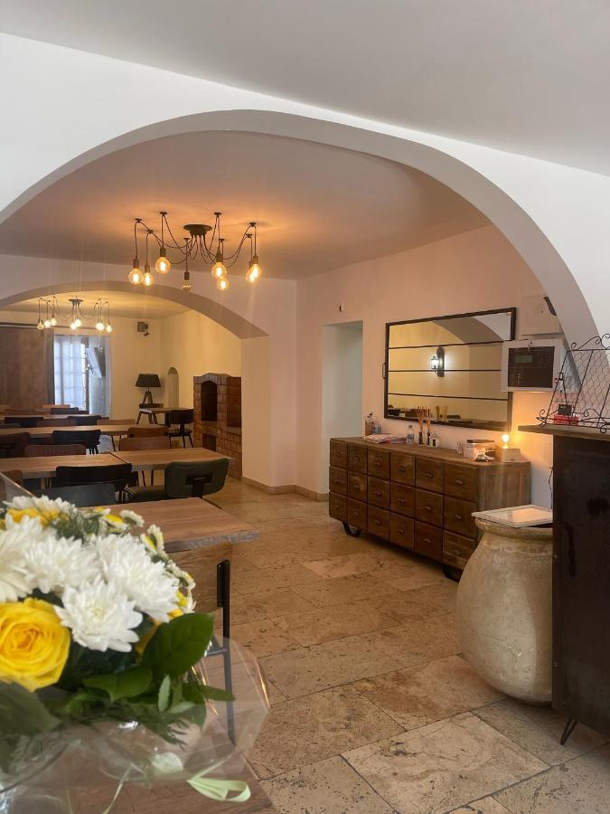 Hotel Restaurant La Caravelle Sari-Solenzara Exteriör bild